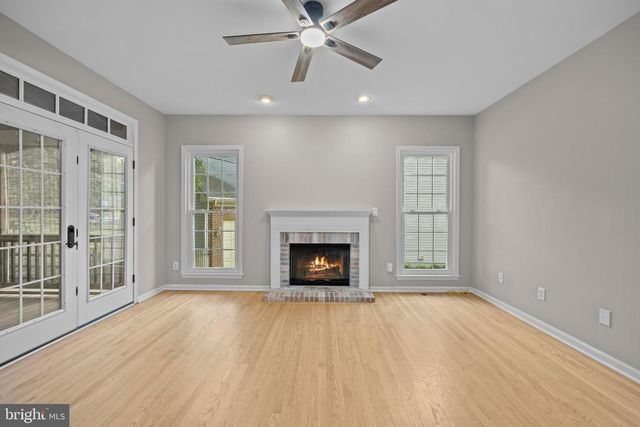 20712 PARKSIDE CIR, Sterling, VA 20165