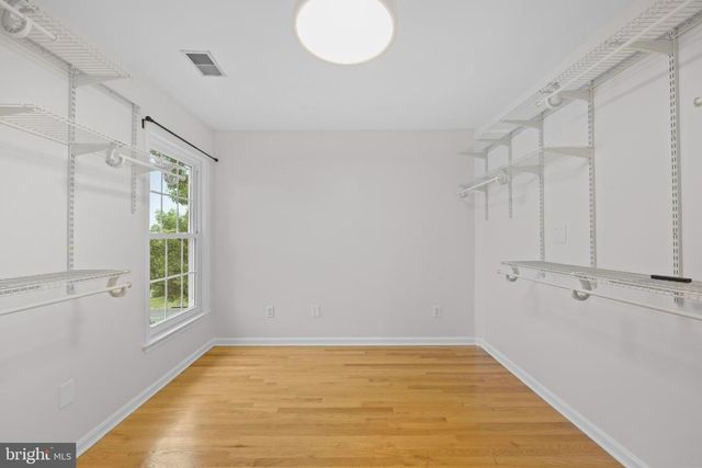 20712 PARKSIDE CIR, Sterling, VA 20165
