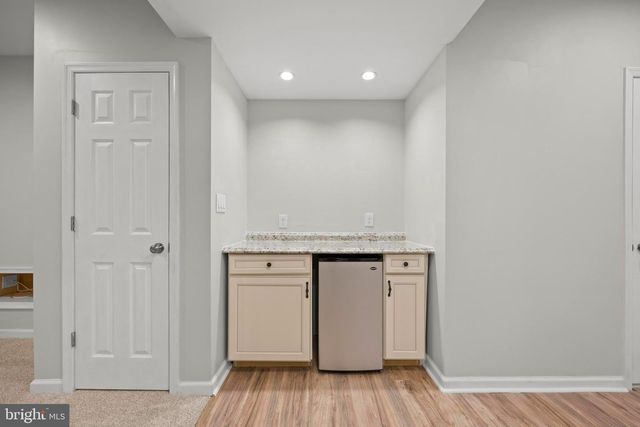 20712 PARKSIDE CIR, Sterling, VA 20165