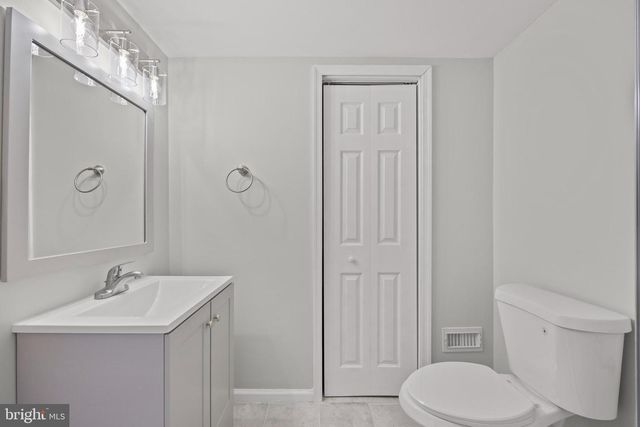 20712 PARKSIDE CIR, Sterling, VA 20165