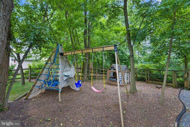 20712 PARKSIDE CIR, Sterling, VA 20165