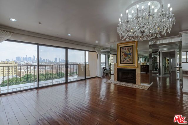 727 S Ardmore Avenue 906, Los Angeles, CA 90005