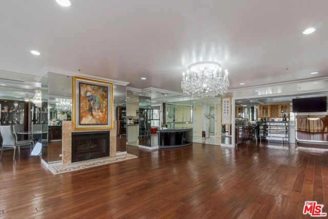 727 S Ardmore Avenue 906, Los Angeles, CA 90005