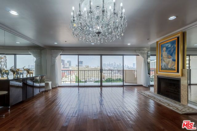 727 S Ardmore Avenue 906, Los Angeles, CA 90005