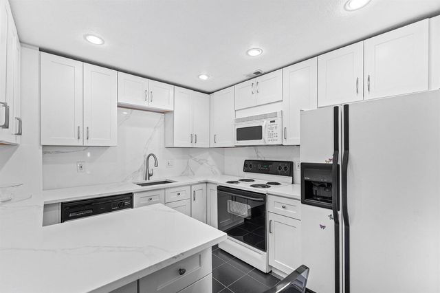 1980 S Ocean Drive 18q, Hallandale Beach, FL 33009