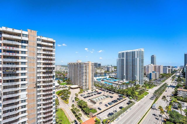 1980 S Ocean Drive 18q, Hallandale Beach, FL 33009