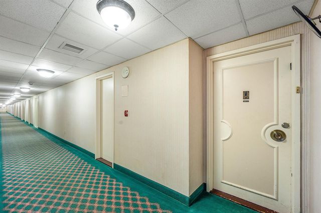1980 S Ocean Drive 18q, Hallandale Beach, FL 33009