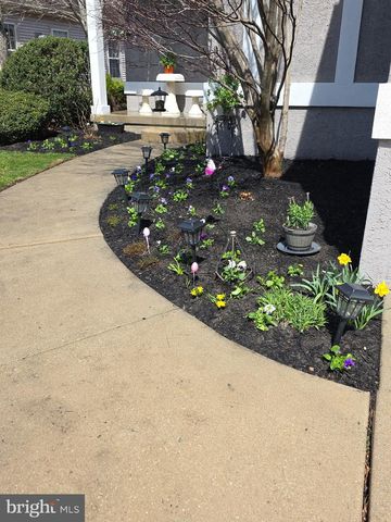 675 COUNTRY CLUB DR, Egg Harbor City, NJ 08215