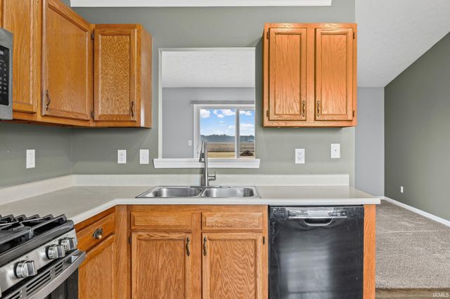 10379 W 400 N, Delphi, IN 46923