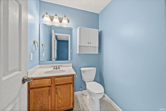 10379 W 400 N, Delphi, IN 46923