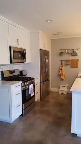 2300 Barton SKWY A, Austin, TX 78704