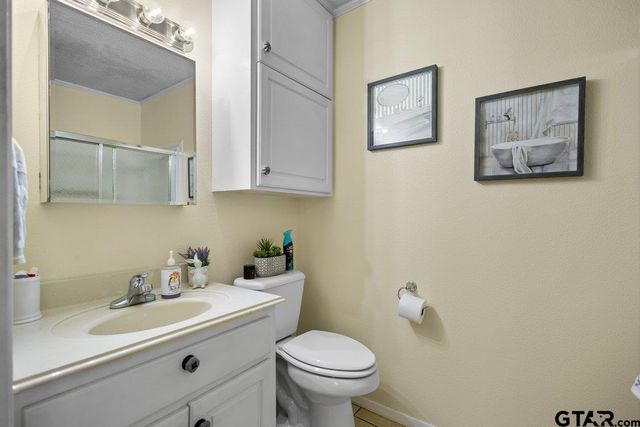 3513 Dudley Rd, Kilgore, TX 75662