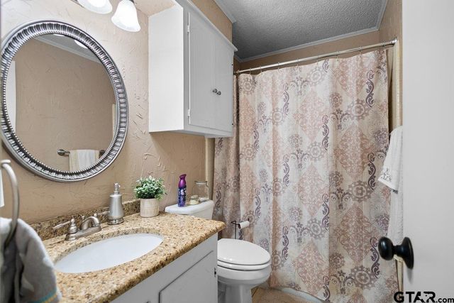 3513 Dudley Rd, Kilgore, TX 75662