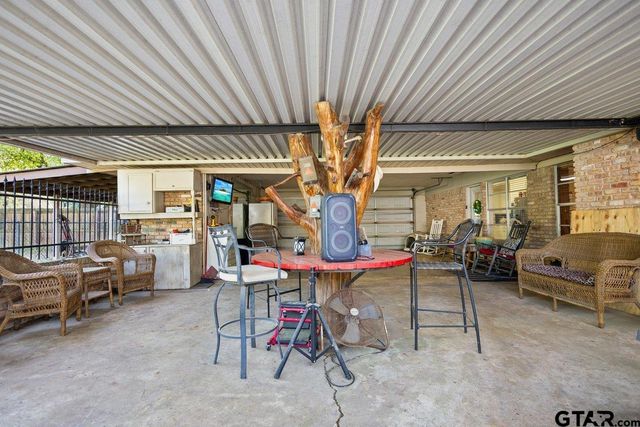 3513 Dudley Rd, Kilgore, TX 75662