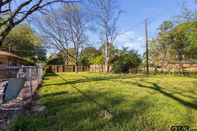 3513 Dudley Rd, Kilgore, TX 75662