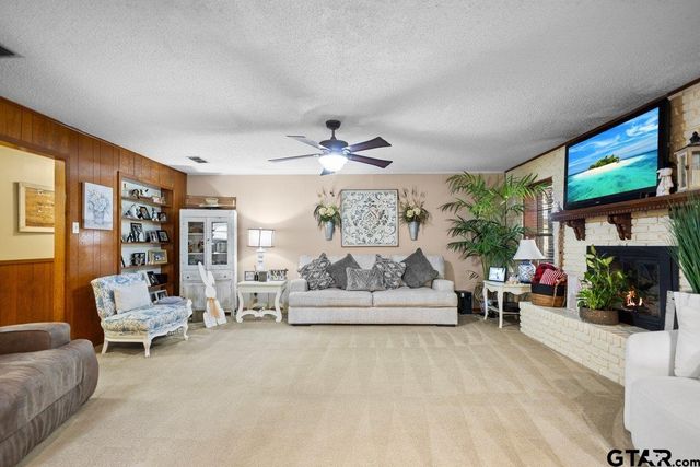 3513 Dudley Rd, Kilgore, TX 75662