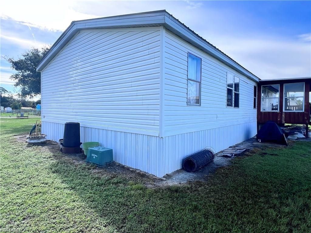 3704 Dustin DR, LABELLE, FL 33935 — photo 5