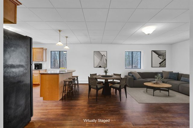 454 Calef Highway, Lee, NH 03861