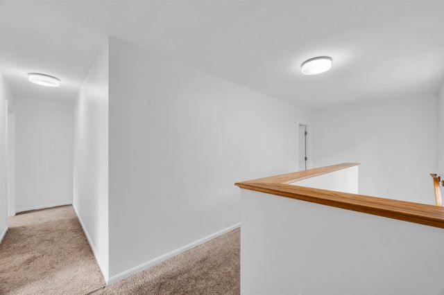 454 Calef Highway, Lee, NH 03861