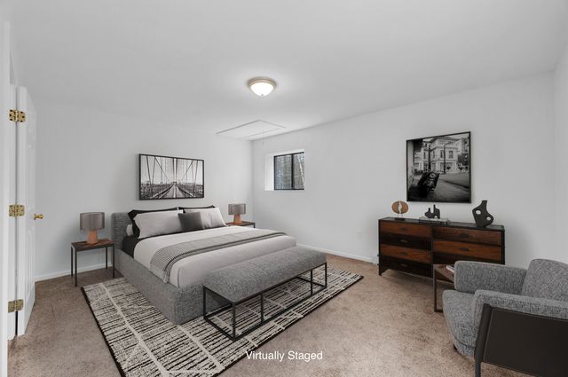 454 Calef Highway, Lee, NH 03861