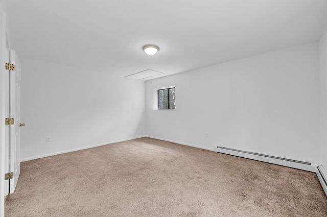 454 Calef Highway, Lee, NH 03861