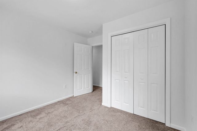 454 Calef Highway, Lee, NH 03861