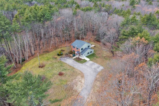 454 Calef Highway, Lee, NH 03861