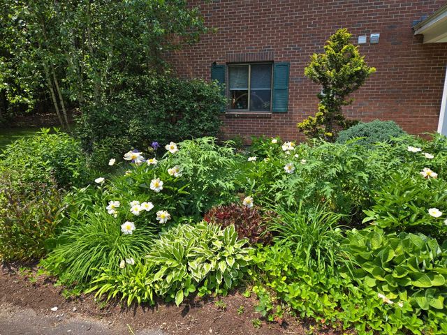 454 Calef Highway, Lee, NH 03861