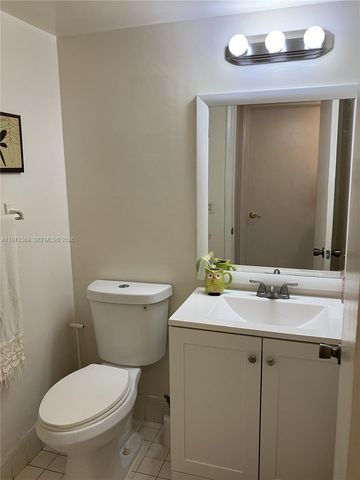 800 SW 131st Ave 109F, Pembroke Pines, FL 33027