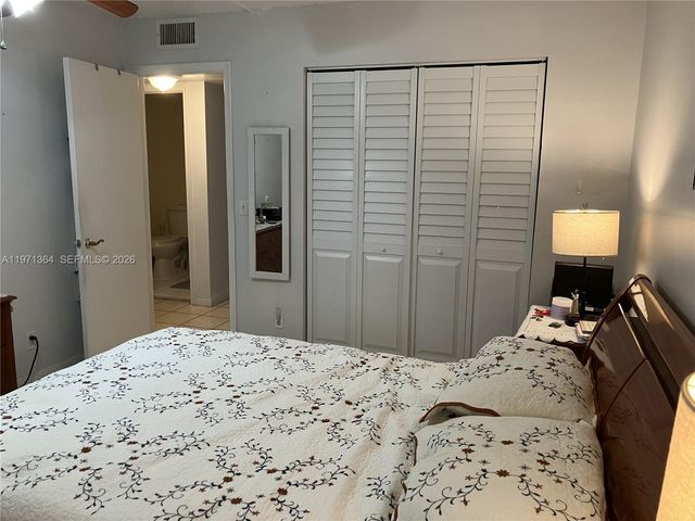 800 SW 131st Ave 109F, Pembroke Pines, FL 33027