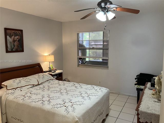 800 SW 131st Ave 109F, Pembroke Pines, FL 33027