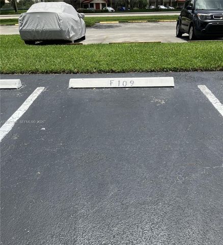 800 SW 131st Ave 109F, Pembroke Pines, FL 33027