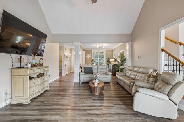 800 Harrisburg Ln, Mount Juliet, TN 37122