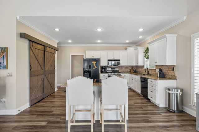 800 Harrisburg Ln, Mount Juliet, TN 37122