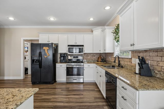 800 Harrisburg Ln, Mount Juliet, TN 37122