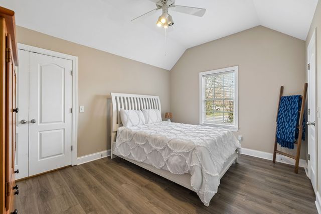 800 Harrisburg Ln, Mount Juliet, TN 37122