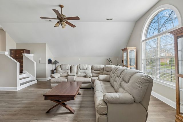 800 Harrisburg Ln, Mount Juliet, TN 37122