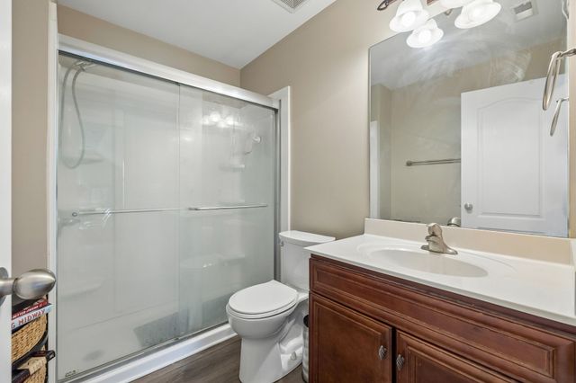 800 Harrisburg Ln, Mount Juliet, TN 37122