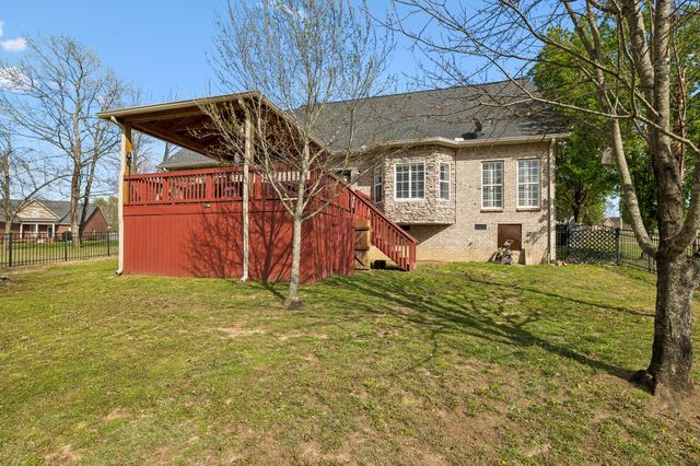 800 Harrisburg Ln, Mount Juliet, TN 37122