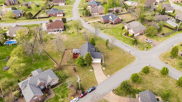 800 Harrisburg Ln, Mount Juliet, TN 37122