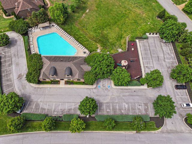 800 Harrisburg Ln, Mount Juliet, TN 37122