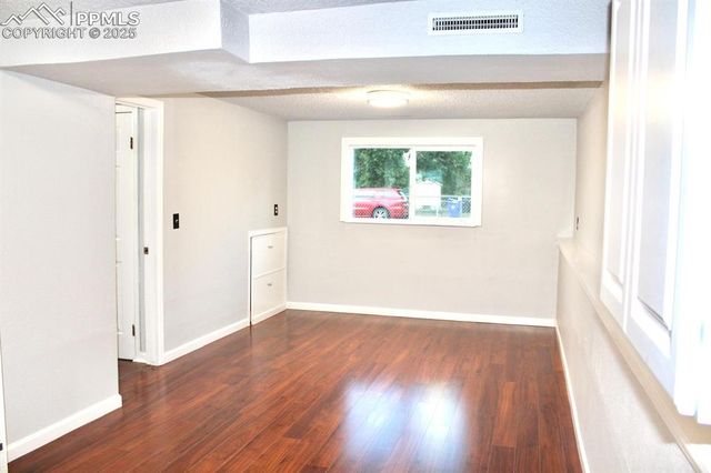 1088 S Cambridge Avenue, Colorado Springs, CO 80906
