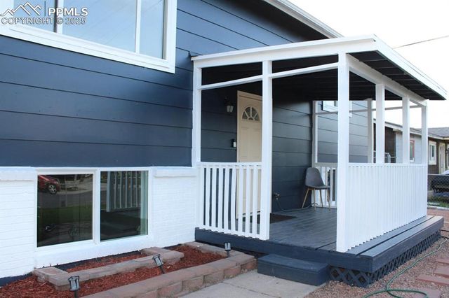 1088 S Cambridge Avenue, Colorado Springs, CO 80906