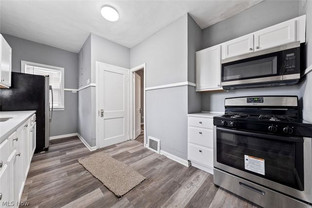 3753 W 139th Street, Cleveland, OH 44111