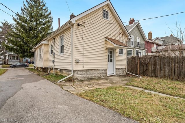 3753 W 139th Street, Cleveland, OH 44111