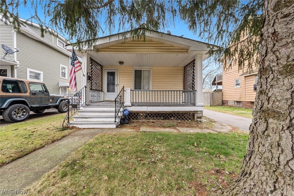 3753 W 139th Street, Cleveland, OH 44111