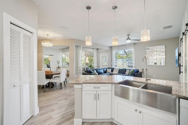 4909 WILLOW RIDGE TERRACE, Valrico, FL 33596