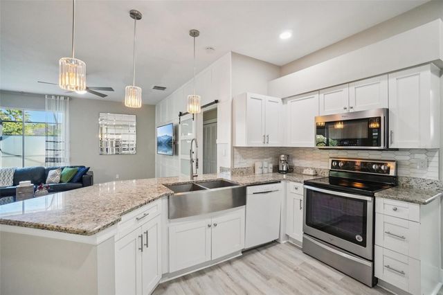 4909 WILLOW RIDGE TERRACE, Valrico, FL 33596