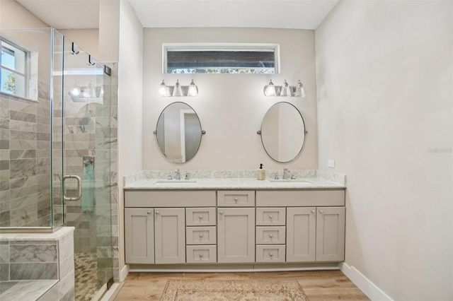 4909 WILLOW RIDGE TERRACE, Valrico, FL 33596