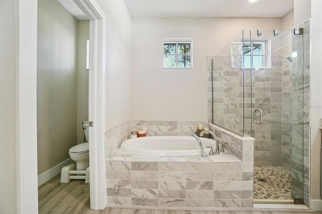 4909 WILLOW RIDGE TERRACE, Valrico, FL 33596